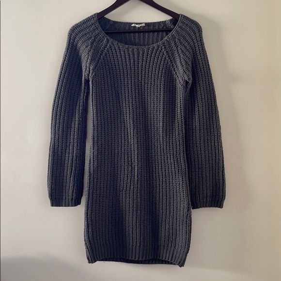 UO Long Sleeve Sweater Dress with Open Back - S - Picture 2 of 5